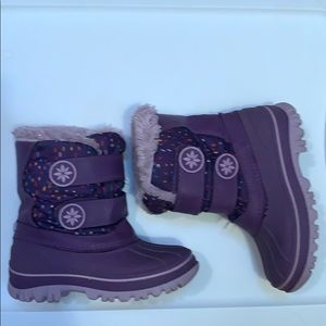 Purple waterproof Cat and Jack snow boots